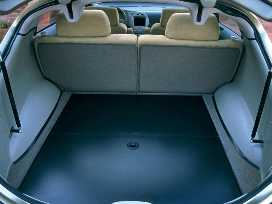  Nissan NCS Concept 1999 года  (фото 4 из 4)